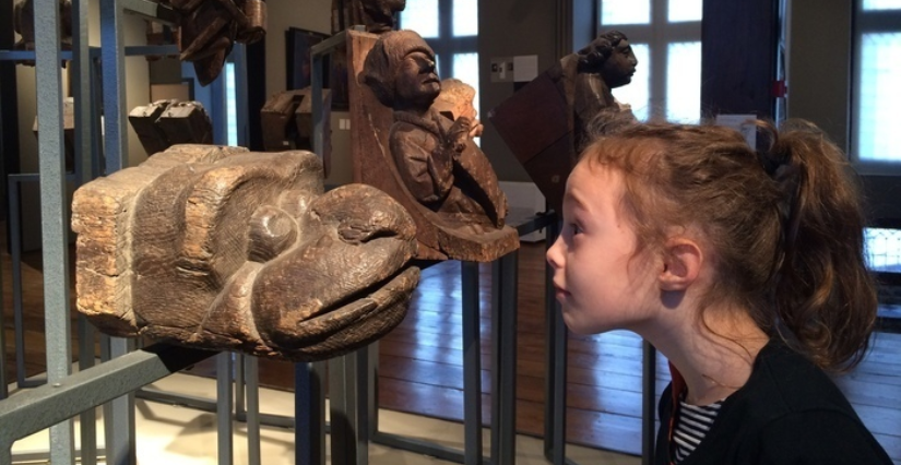 Atelier "Des visages et moi" au Musée de l'Hospice Comtesse de Lille