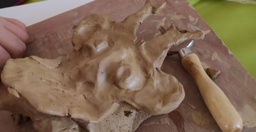 Atelier "À l'heure des vacances, voyage et modelage au musée !" au Musée de l'Hospice Comtesse de Lille