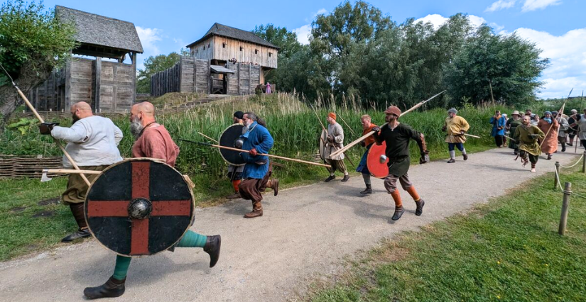 Entrainement international au combat viking à Arkéos-Musée-Parc archéologique, Douai