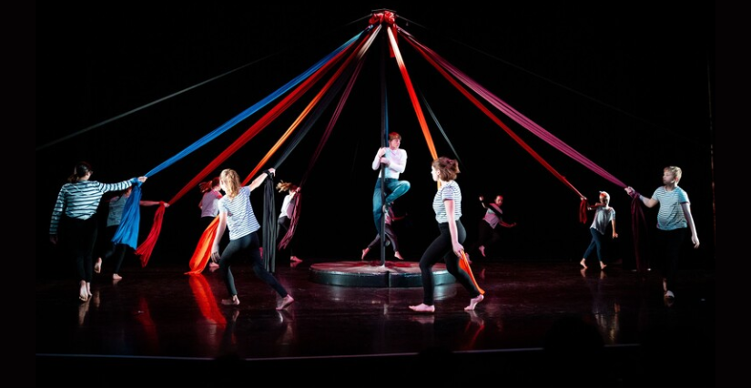 Atelier en famille pour la Nuit du Cirque "Family Circus !" salle le Grand Sud à Lille