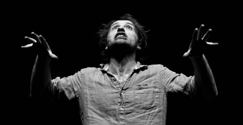Spectacle "Viva : petite odyssée dans un trou noir" au théâtre de la Verrière à Lille